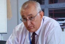 Az országos nyugdíjpénztár igazgatóját is menesztik