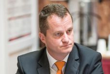 Elölről kezdődik Mezei János volt gyergyószentmiklósi polgármester pere