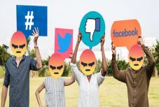 Bíró Béla: A bennfentesek polgárháborúja