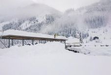 Továbbra is kritikus a helyzet Ausztriában a rendkívüli időjárás miatt