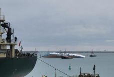 FRISSÍTVE – Felborult egy hajó Midián több ezer juhval a fedélzetén