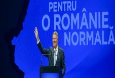 Kustán Magyari Attila: Modern, európai, normális Románia kerestetik