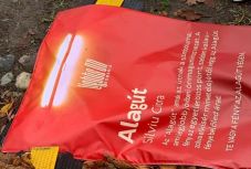 Megrongálták a fényinstallációk magyar feliratát Kolozsváron