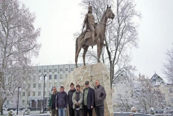 Megérkezett Kárpátaljára Rákóczi Ferenc Beregszászon felállítandó lovas szobra