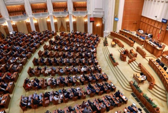 FRISSÍTVE – Elfogadta a képviselőház a „miniamnesztia” hatályon kívül helyezéséről szóló tervezetet