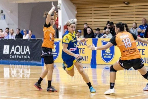 Női kézilabda EHF Kupa: Beszterce vette át a doppingvétség miatt kizárt Brassó helyét