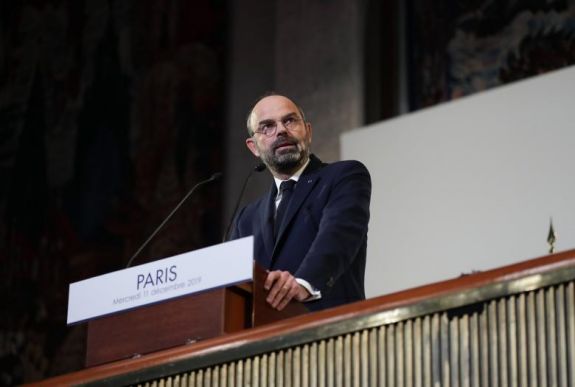 A francia kormány kompromisszumokat jelentett be a vitatott nyugdíjreformra