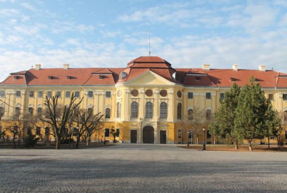 2020 decemberére újul meg teljesen a nagyváradi püspöki palota