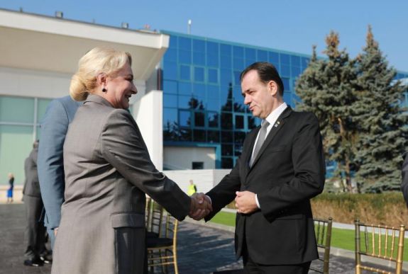 Dăncila kiosztotta, Orban visszaveszi a PSD-s önkormányzatoknak adott pénzt