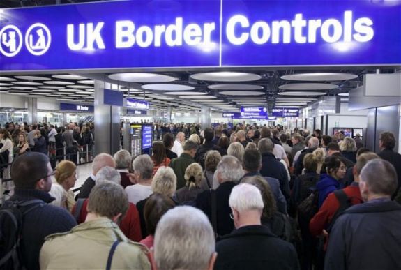 Már több mint 2,5 millió külföldi EU-állampolgár kért tartós brit letelepedési engedélyt