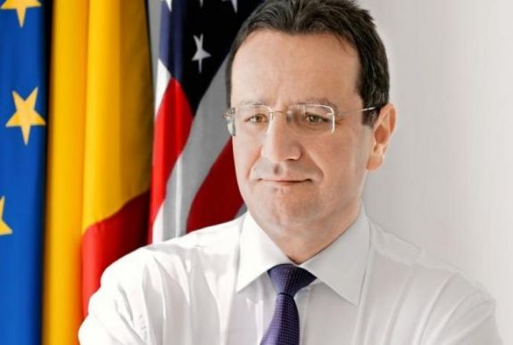 Visszahívják George Maiort washingtoni nagyköveti állomáshelyéről