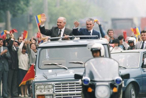 Csaknem 190 ezer lejért árverezte el Ceauşescu egykori ARO-ját az adóhivatal