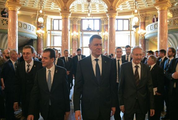 Johannis 1989-ről: „azt akarjuk, hogy a vétkeseket állítsák igazságszolgáltatás elé”