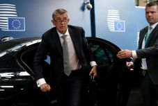 Összeférhetetlenséget állapított meg az Európai Bizottság a cseh kormányfőnél