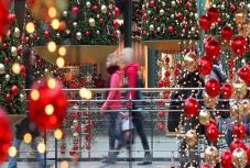 Ennyit költenek karácsonykor a magyarok ajándékra