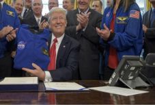 Óriási összegű védelmi költségvetési törvényt fogadott el az amerikai képviselőház