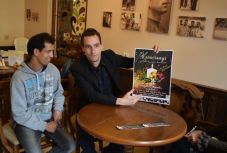 Nevelőotthonban nőttek fel, most sorstársaiknak gyűjtenek Csíkszeredában a Jó Arcok