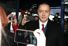 Mihai Fifor volt védelmi minisztert is kihallgatta a temesvári DNA