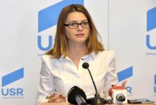 Kétfordulós polgármester-választás: zsarolná a kormányt egy USR-s képviselő