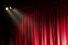 Nyílt levelet írt a magyar kormánynak a Román Színházi Szövetség