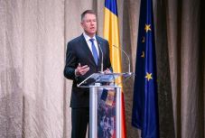 Johannis szerint elfogadható felelősségvállalással a költségvetés, az USR szerint nem