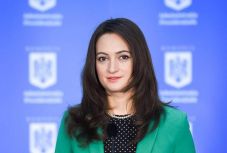 Lemondott tisztségéről Klaus Johannis szóvivője, Mădălina Dobrovolschi