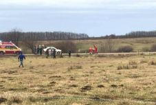 Nem nézett körül, halálosan megsebesítette az autó