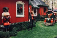 Skovrán Tünde: „Los Angelesben nagyon megadják a módját a karácsonynak”