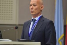 Hét év letöltendő börtönbüntetésre ítélték Bogdan Olteanu volt képviselőházi elnököt