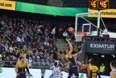 Férfi kosár: kolozsvári győzelem az év utolsó erdélyi rangadóján