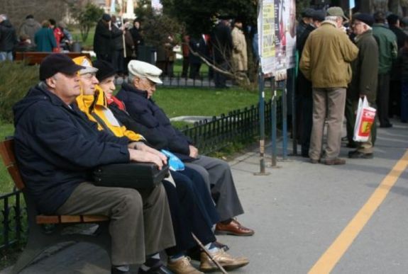 Hét év békés öregkor várna egy romániai férfire, ha 67 év lenne a nyugdíjkorhatár