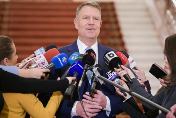 Kétfordulós polgármester-választás: Johannis rendkívüli parlamenti ülésszakot szeretne