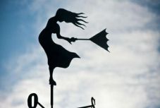 Heves széllökésekre kell számítani Hunyad és Krassó-Szörény megye hegyvidékein