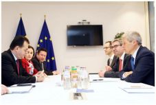 Orban és Cioloș Brüsszelben egyeztetett a helyhatósági és előre hozott választásokról