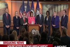 Két vádpontot továbbítottak a szenátusnak a Trump elleni impeachment eljárás keretében 
