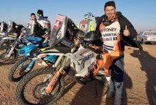 Dakar-rali: Ricky Brabec nyert, Gyenes Emánuel első a szerelő nélküli kategóriában