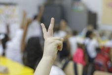 Szünetel az oktatás egy sepsiszentgyörgyi iskolában a légúti megbetegedések miatt