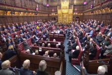 Módosított a londoni parlament felsőháza a Brexit-megállapodás törvénytervezetén