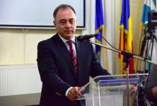 Lemondásra szólították fel Dorin Floreát a Nemzeti Kisebbségek Tanácsának tagjai