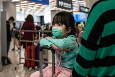 Koronavírus: 41 halott Kínában, 3 fertőzött beteg Franciaországban