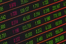 Zuhannak az európai tőzsdeindexek a kínai koronavírus miatt