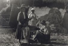 „Valakinek muzsikálnak a faluban valahol”- jelentős erdélyi népzenei gyűjteményt tettek közzé