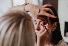 Milyen legyen a farsangi és a báli smink? Györgyicze Anna sminkmestert kérdeztük