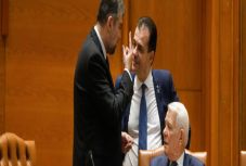 Ambrus Attila: Abszurdisztán krónikái