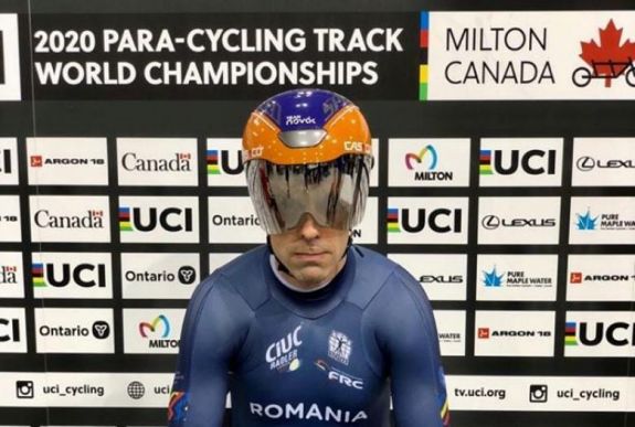 Három éremmel tért haza a parakerékpár-vb-ről Novák Károly Eduárd