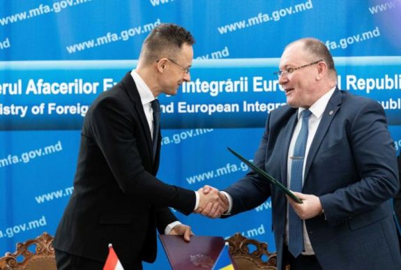 Szijjártó: magyar diplomaták segítik Moldova uniós integrációját