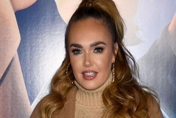 Egy román bejárónő rabolhatta ki Bernie Ecclestone lányát