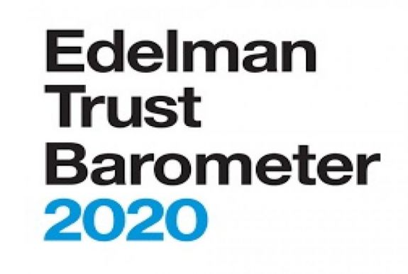 Felmérés: csökken a világ lakosságának bizalma az intézményekben