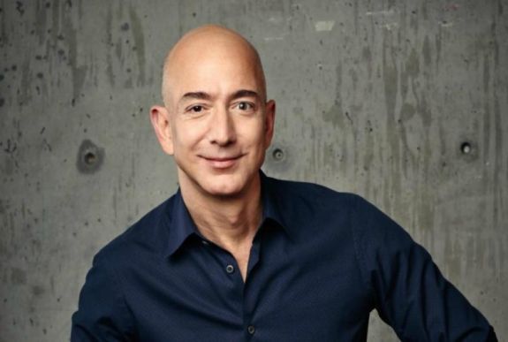 Tízmilliárd dollárt ajánl fel klímavédelmi célokra Jeff Bezos, a világ leggazdagabb embere