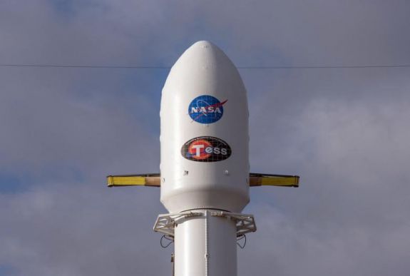 Négy turistát küldene az űrbe 2021 végéig a SpaceX